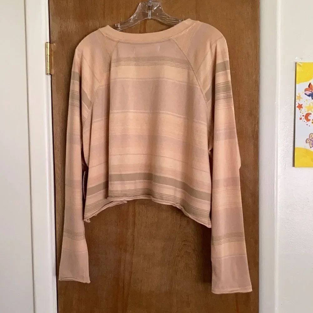 Free People L/S Cropped Top - Picture 7 of 8